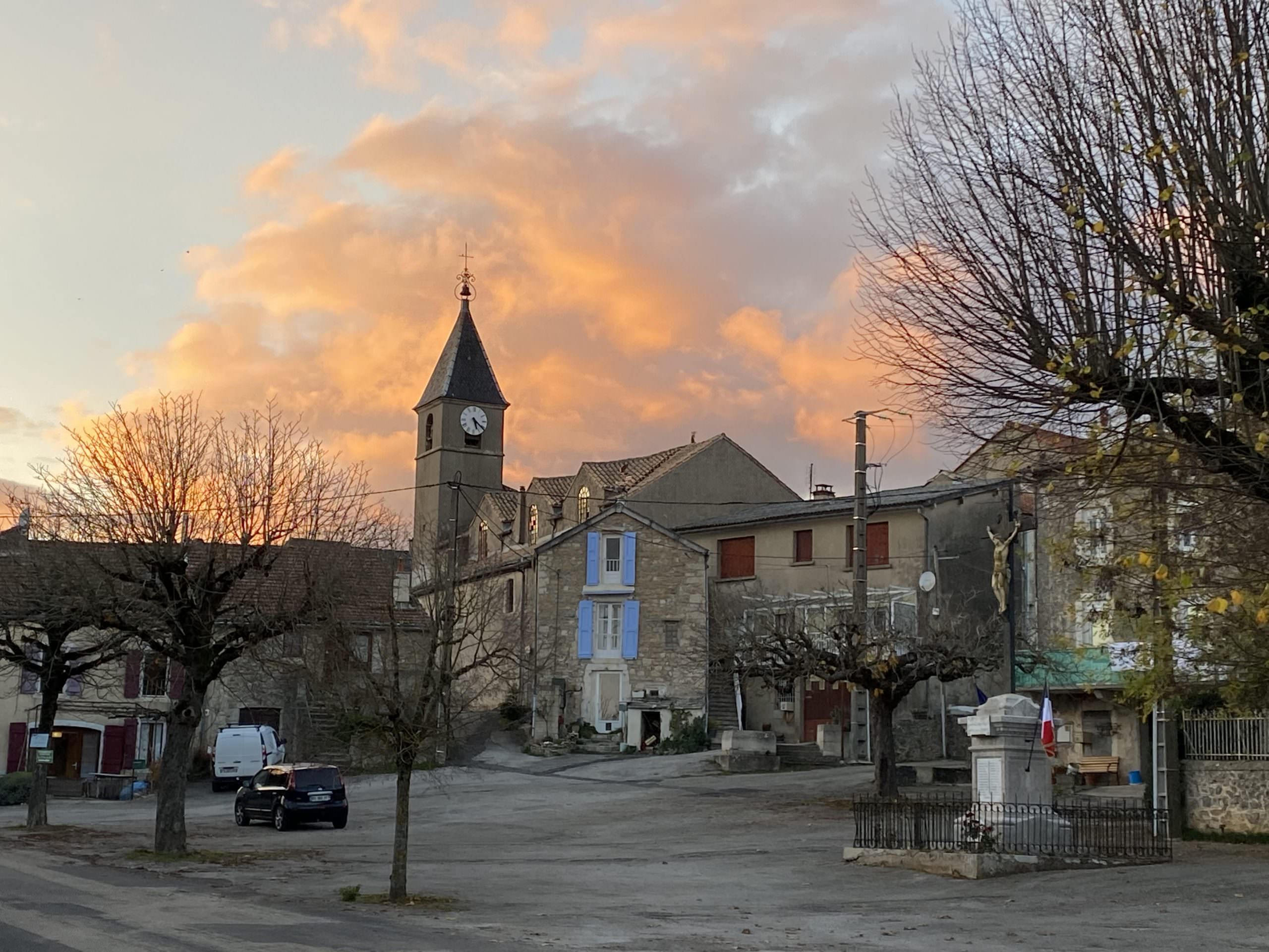 lhospitaletdularzac.fr, site de la Mairie de L'Hospitalet du Larzac